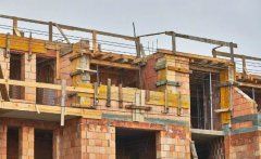 輕鋼、磚混、木材哪種建房比較好？